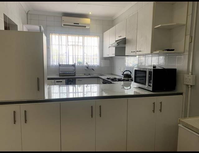 2 BEDROOM TOWNHOUSE FOR SALE IN FREEWAY PARK